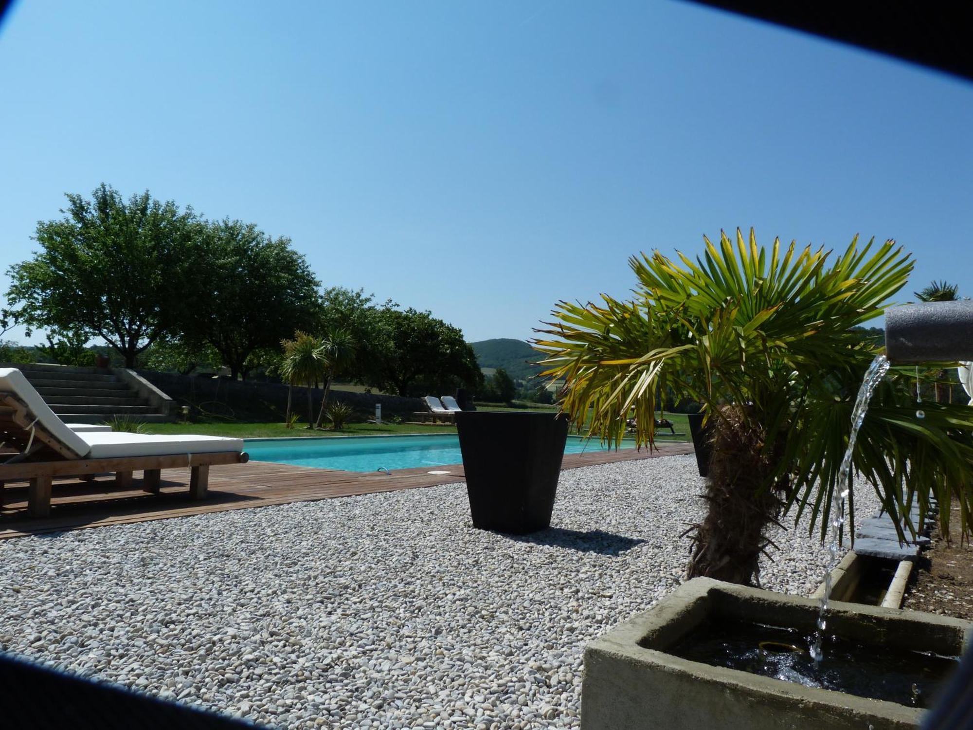 Le Prieure Des Sources Hotel La Repara Exterior photo